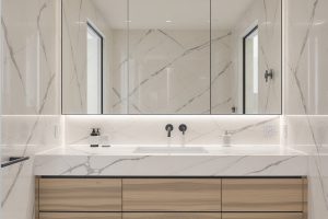 سنگ اسلب آباده