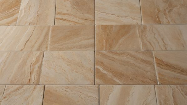 جزئیات رنگ کرم و بژ در بافت سنگ تراورتن طرق